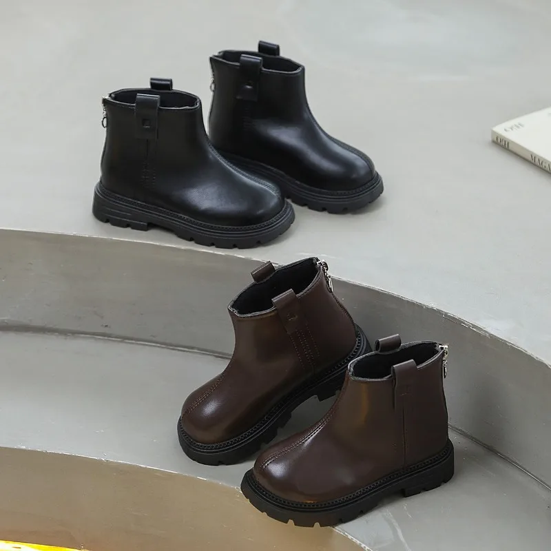 

Короткие кожаные ботинки для девочек, детские ботинки челси в британском стиле, нескользящие детские модные ботильоны принцессы с круглым носком, зима 2023 г.