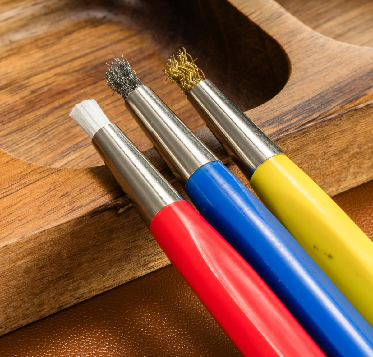 1 قطعة قلم تنظيف المجوهرات من الألياف الزجاجية فرشاة خدش القلم مزيل بقع الصدأ القلم مجوهرات مكونات إلكترونية أداة إصلاح