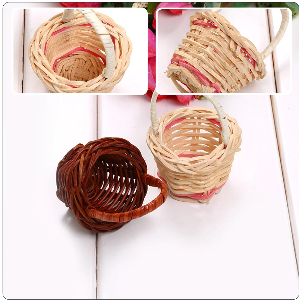 12 Stück Mini-Einkaufskorb für den Schreibtisch, Blumenornamente, Miniaturmodell, Picknick-Dekorationen, florales Rattan, gewebt, Weinrebe