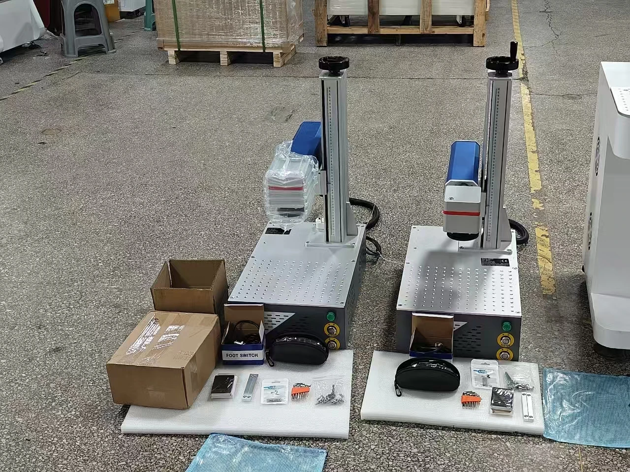 

Desktop Fiber Laser Marker 20W 30W, Compact Design for Jewelry, Electronics, Precision Engraving Serial Number & Logo