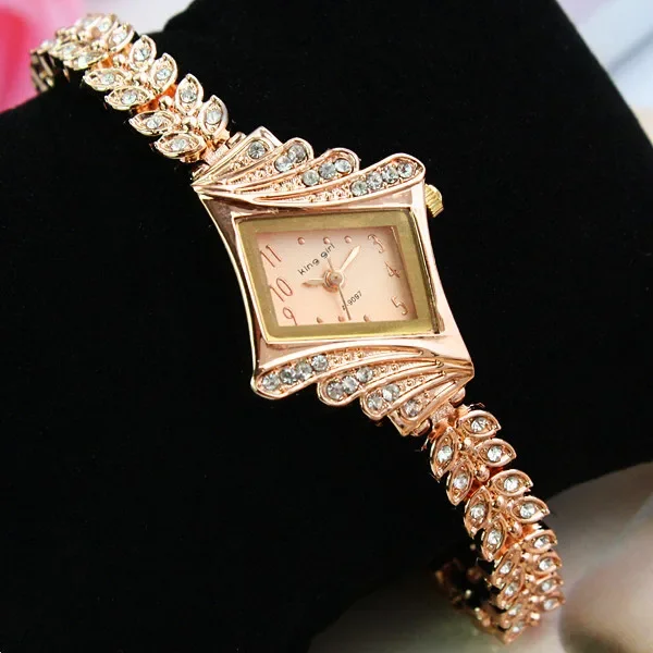 ساعات نسائية عصرية سوار ساعة فاخرة للسيدات كريستال كوارتز المعين الإسورة حجر الراين ساعة معصم Relogio Feminino