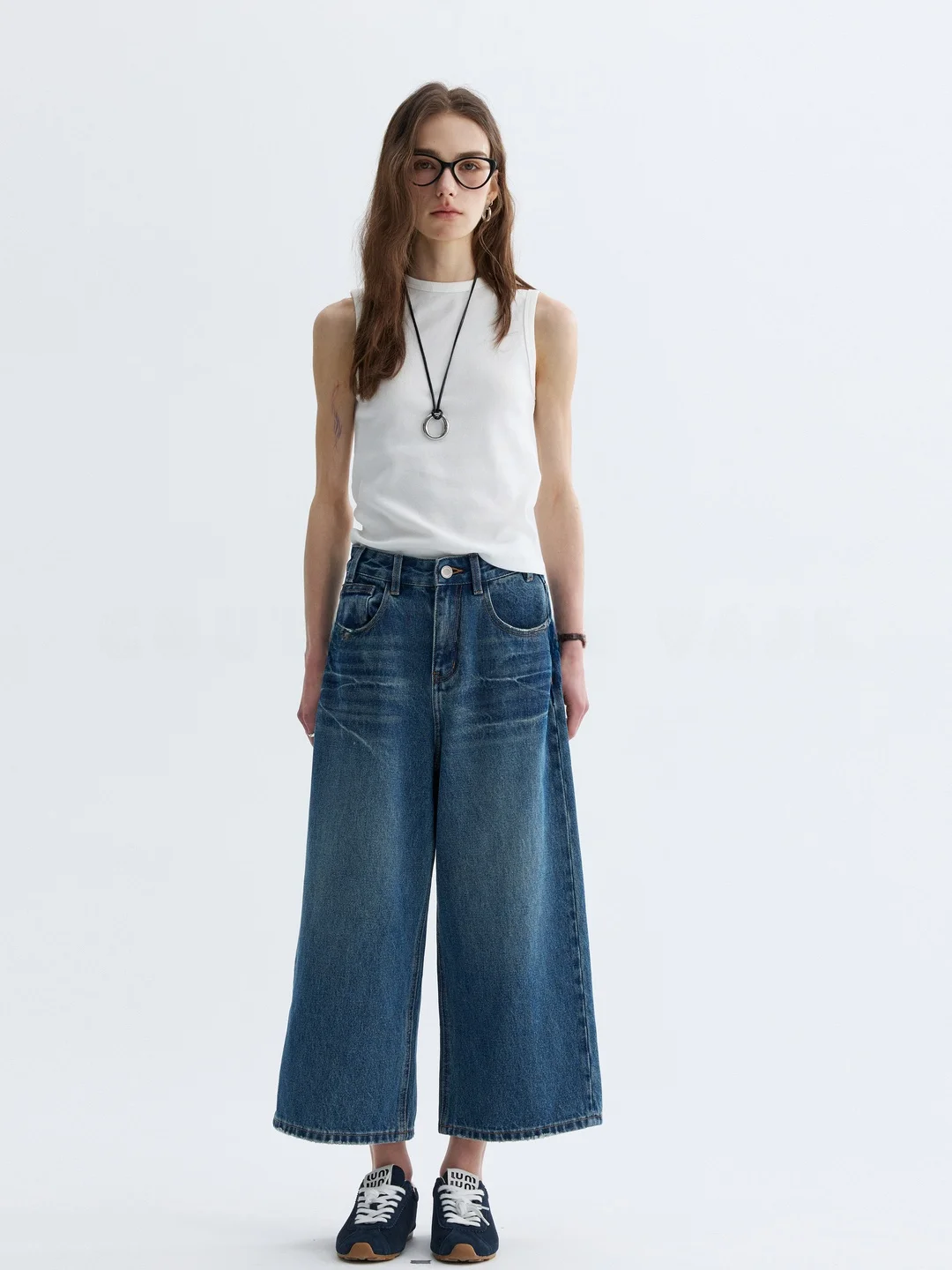 

VAJE White Svel Vest Top And Jeans Two-Piece Set Women's Spring Summer Faionable Clete Set High Waist Long Pants