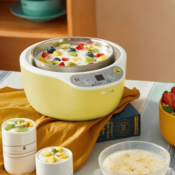 small fully automatic Household intelligent multi-function yogurt machine. All-in-one machine for rice wine fermentation.