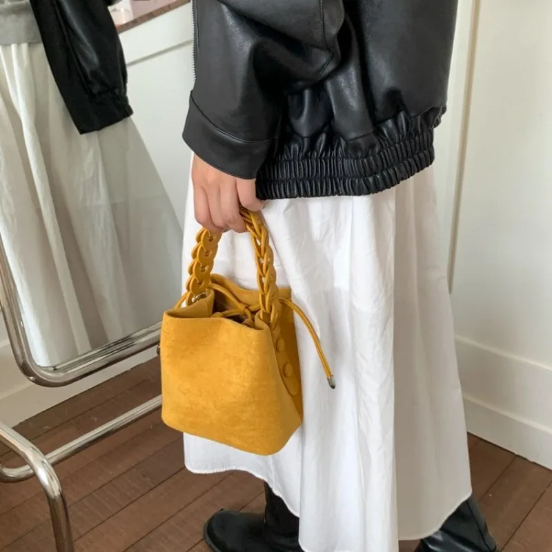 

Stylish Casual Simple Shopper Bag For Women With Trendy Design Solid Color And High-End Minimalist Vibe