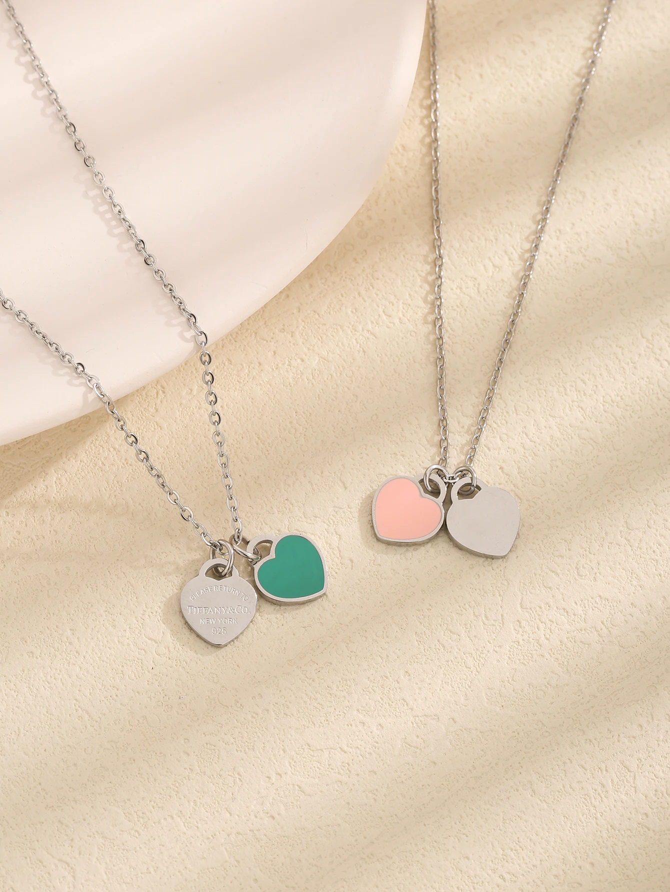 Classic enamel heart necklace double heart pendant collarbone chain women