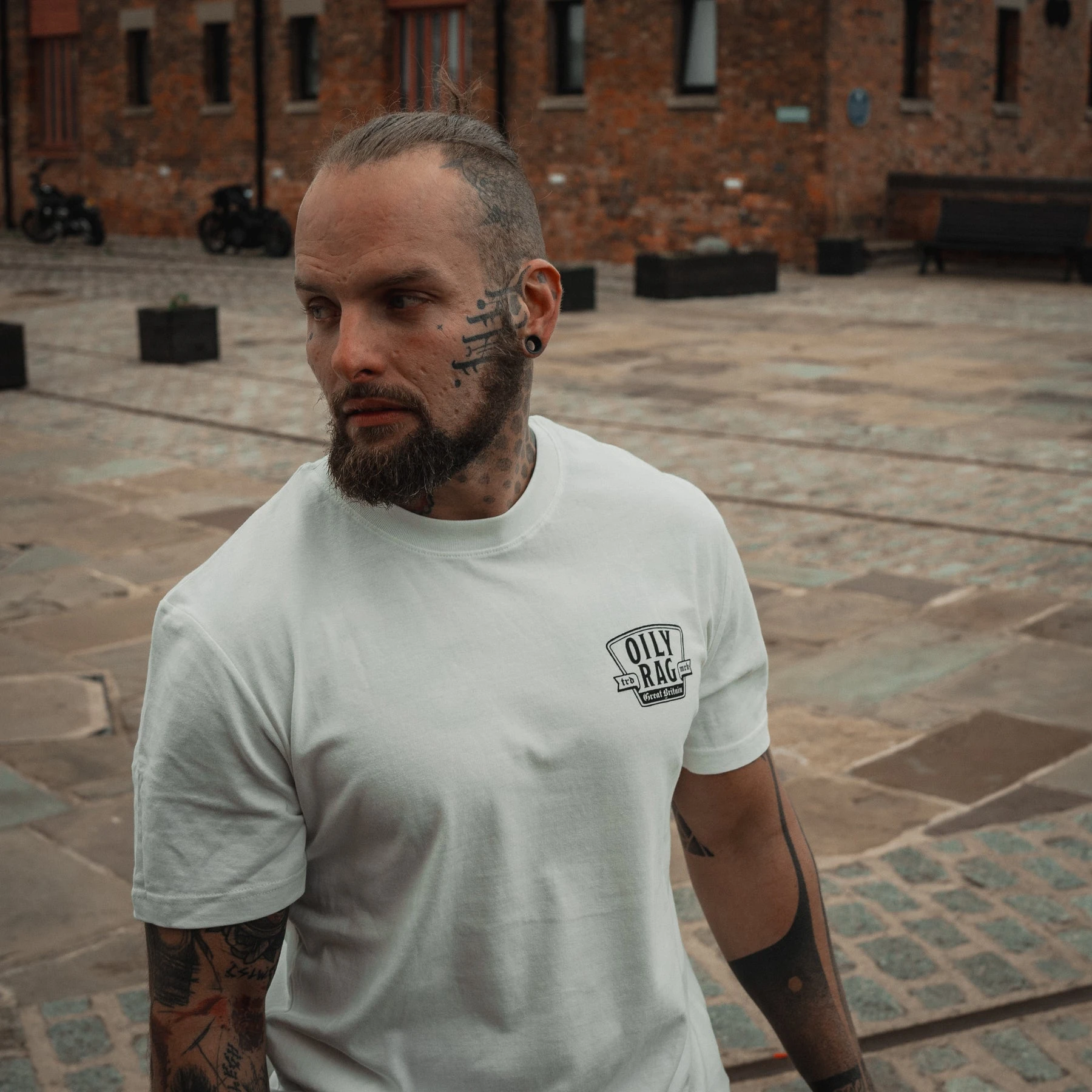 Graveyard‑Shift Dual‑Skeleton Repairing Chopper‑Motorcycle Tattoo Graphic Tee Cotton Mens Womens T-Shirt Outdoor Casual Top