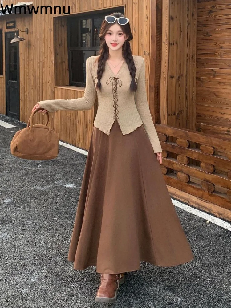 

Тонкий элегантный комплект из 2 предметов на шнуровке, женские повседневные трикотажные топы с длинными рукавами, мешковатые корейские модные юбки Conjuntos, ансамбли