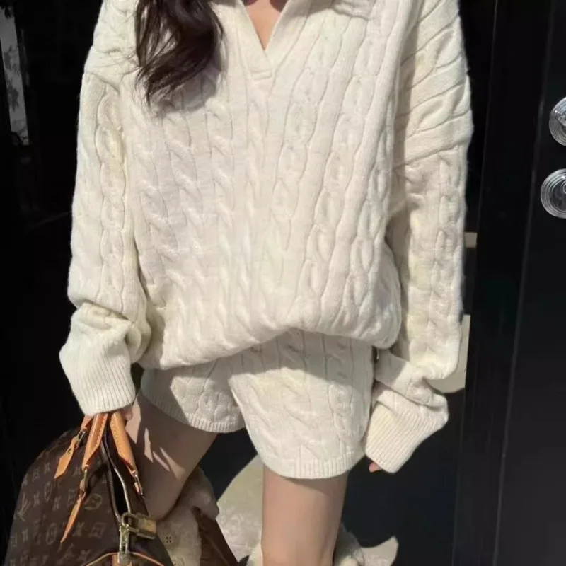 

MiiiiX Korean Casual Polo-Neck Twist Texture Knitted Pullover Sweater Top Short Shorts Suits 2024 Autumn Women's Two-piece Set