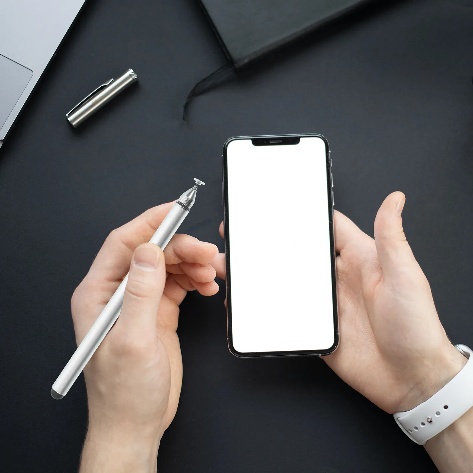 

Стилус для планшета, емкостный стилус для сенсорных экранов, с двойной головкой, прост в использовании, не легко выпадает из рук, обеспечивает комфортное использование.