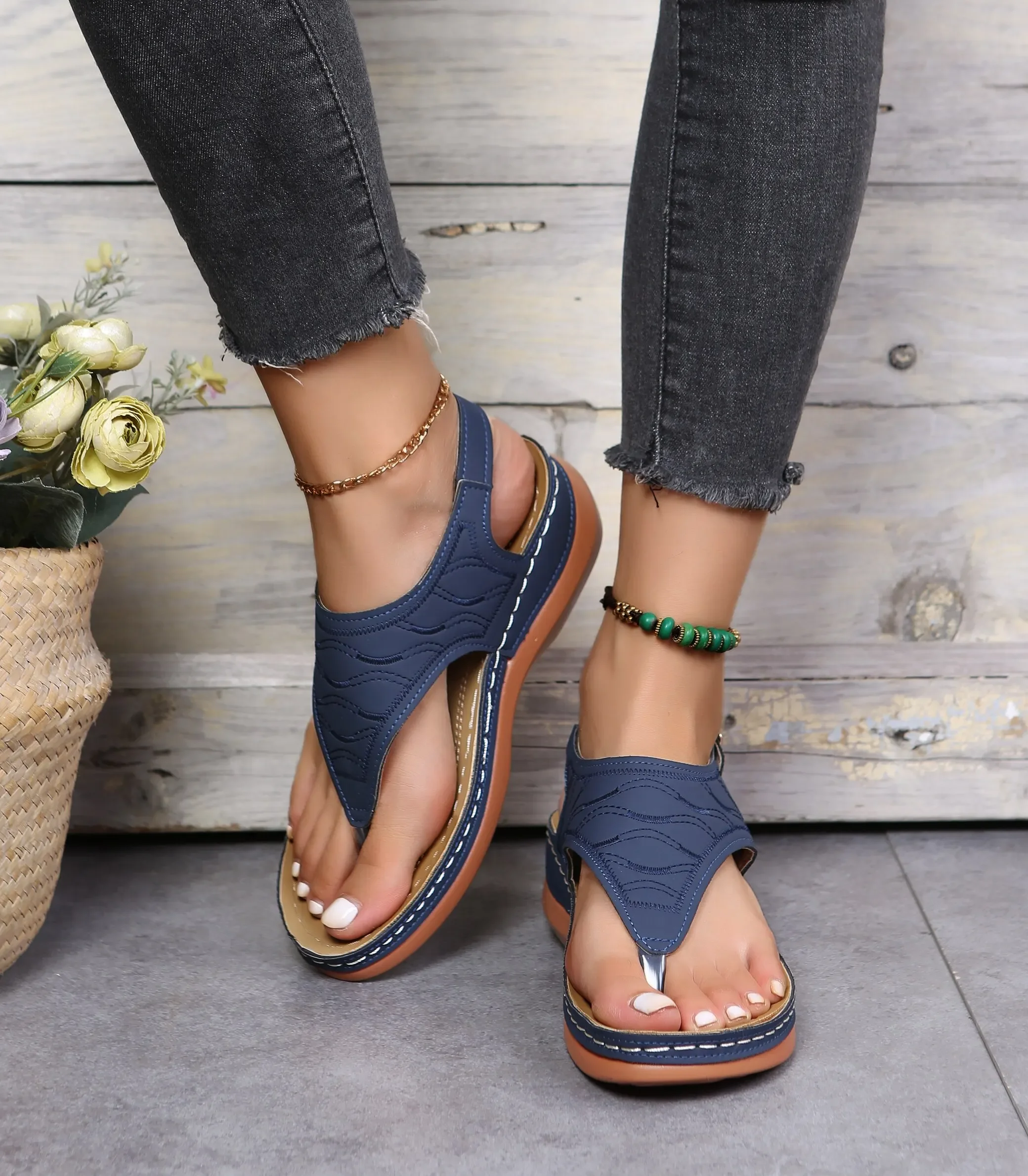 Women Summer Sandals Daily Outdoor Slope Heel Beach Roman Sandals Outdoor Anti-skid Open-toe Sandal for Girls Platform Shoes