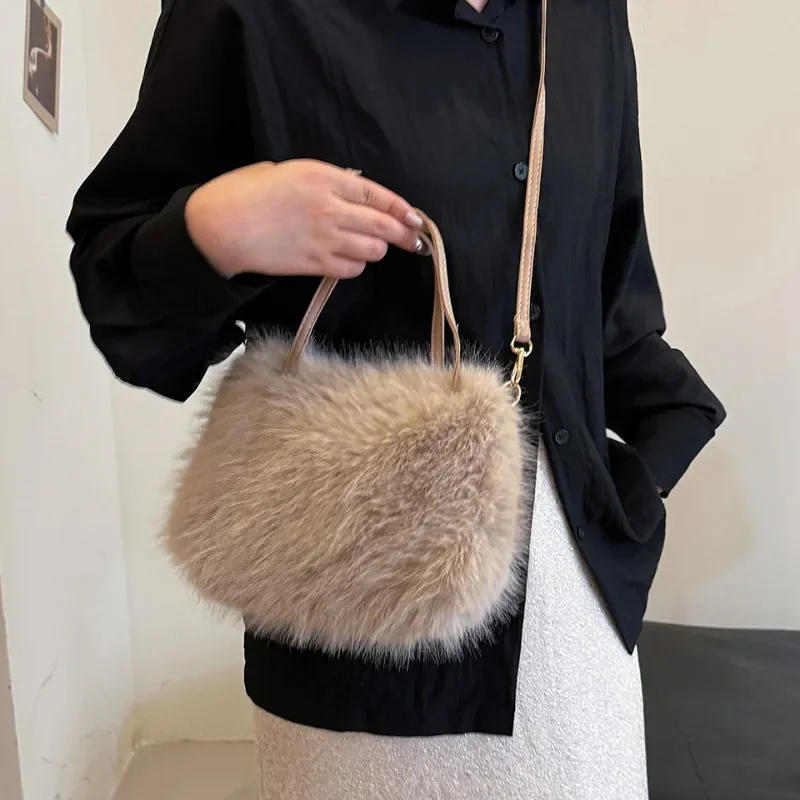 2024 Winter Furry Handbag Fashion Pearl Hair Plush Square Bag Textured Women's Shoulder Crossbody Bag