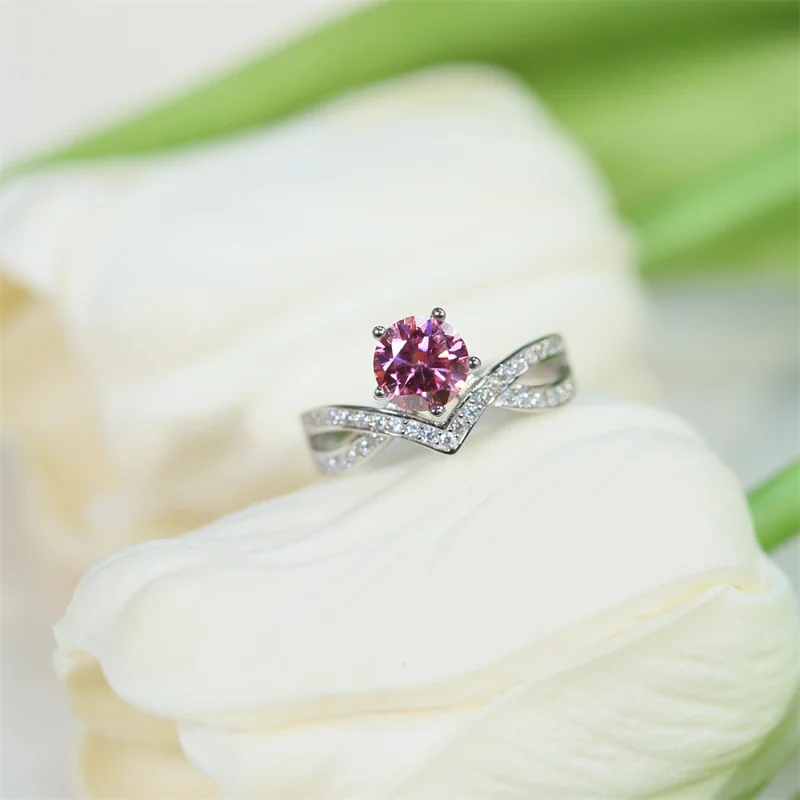 

Mosangxiha Lefei Fashion Trendy Luxury Classic Diamond-set Color D Moissanite Love Wing Ring For Women Silver s925 Jewelry Gifts