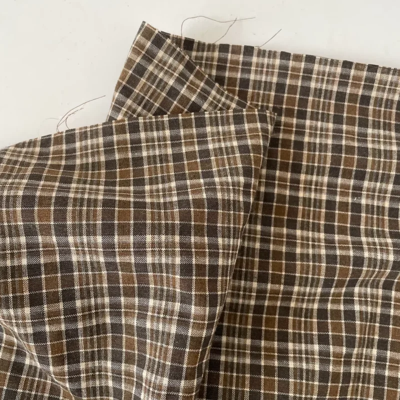 

Dark-colored woven check cotton-polyester fabric for blouse dress pants hand-made DIY fabric