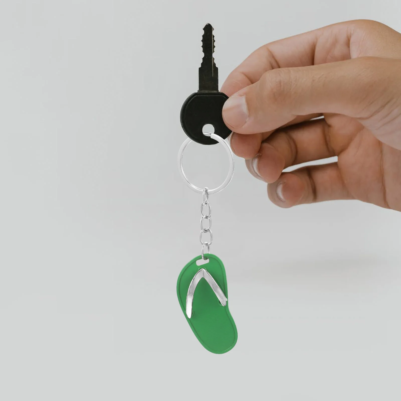 

20pcs Mini Slipper Keychains Decorative EVA Hanging Pendants Creative Cartoon Lovely Keychain Bulk Party Favors DIY