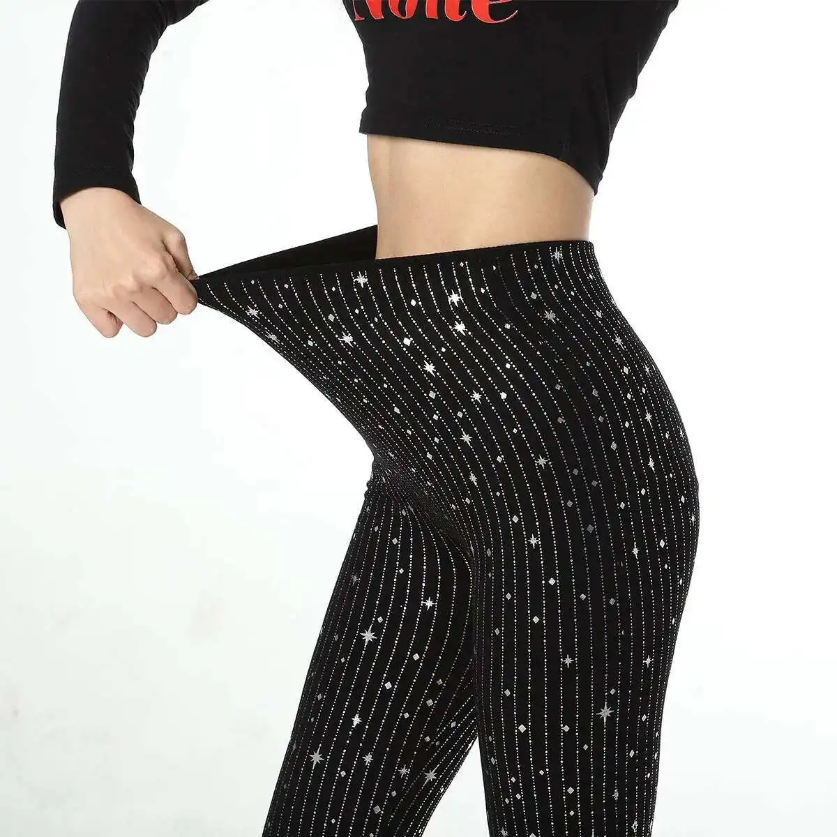 High Waisted For Women Wearing Elastic Slim Fitting Cropped Black Leggings