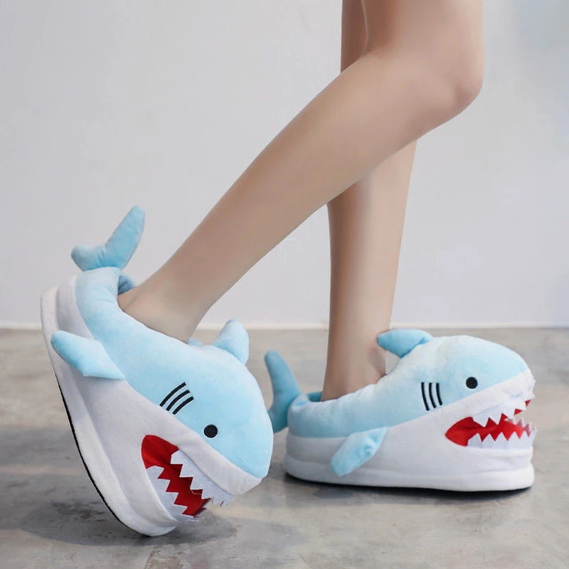 Nowy Unisex Winter Animal Shark Slides Indoor Furry Loafers Couples Grey Shark Slippers Home Warm Funny Slipper Plus size 44 45 — zdjęcie 5