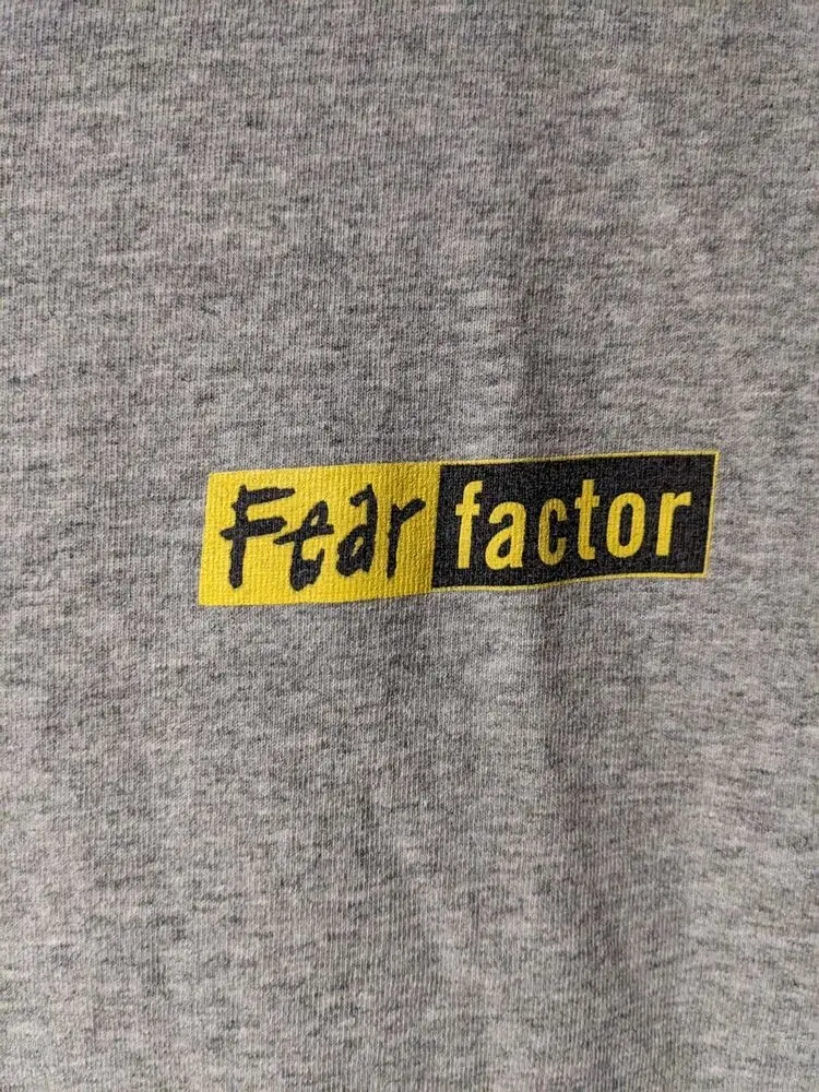 Vintage 2003 Fear Factor NBC Experience Grey Small T-Shirt