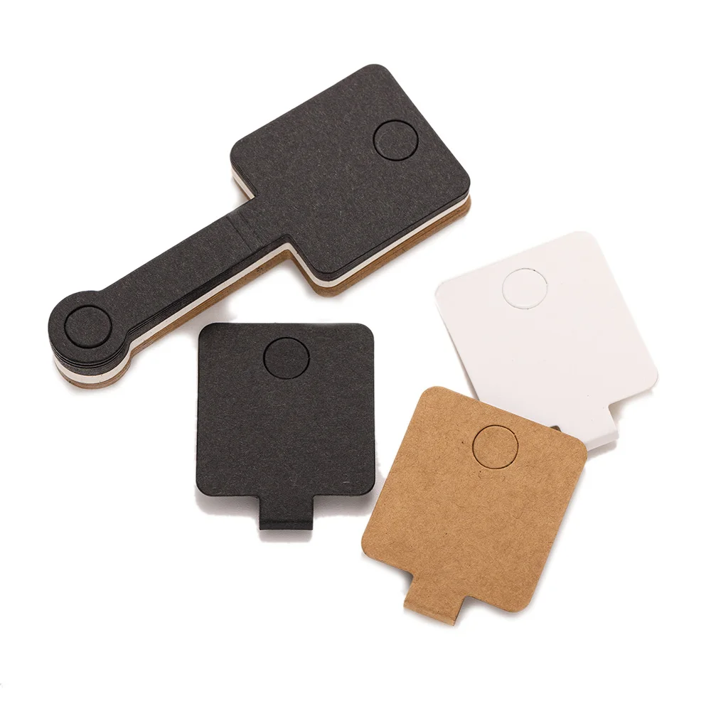 Рисунок 2 - картонная самоклеющаяся открытка