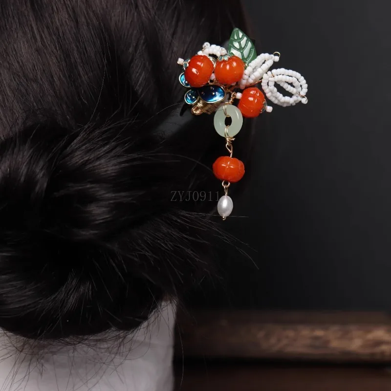 Épingle à cheveux en bois avec pompon fait à la main, disque en perles de citrouille, couvre-chef quotidien simple, accessoires cheongsam