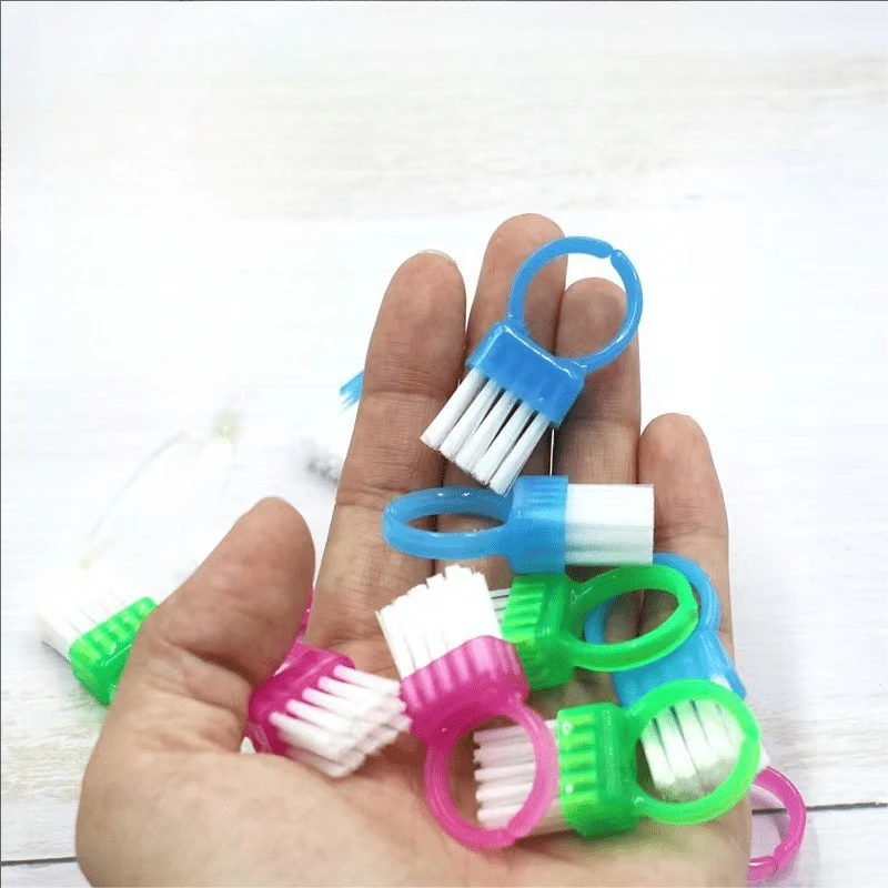 

Pack of 4, random color dopamine utility mini ring fans booster dust brush finger button brush nail brush universal tool small brush