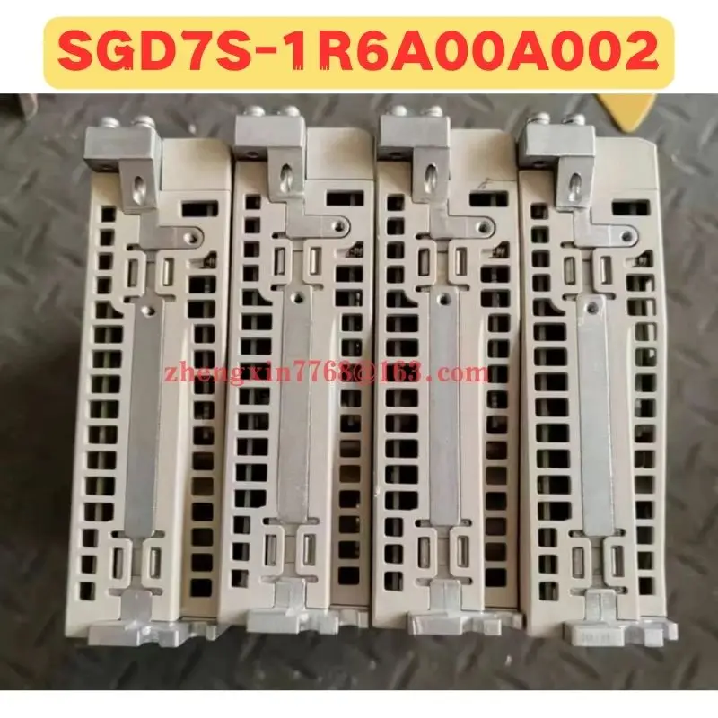 Used Servo Drive SGD7S-1R6A00A002 SGD7S 1R6A00A002 Normal Function Tested OK
