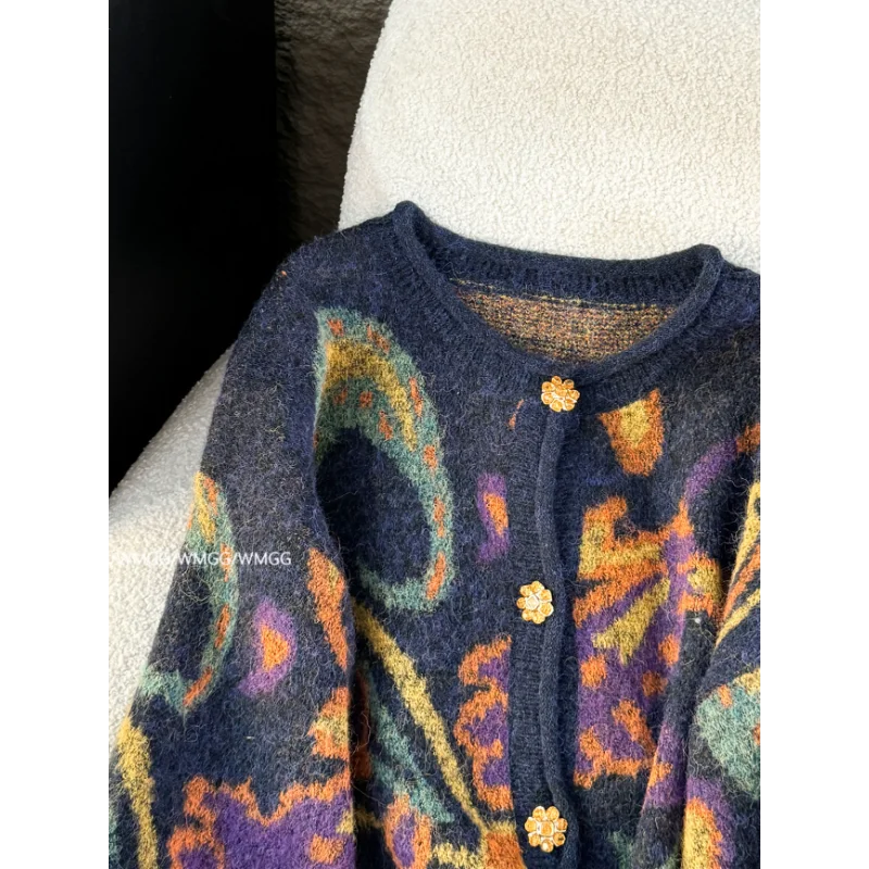 Thumbnail 3 - #72 Print Sweaters Deals & Discounts