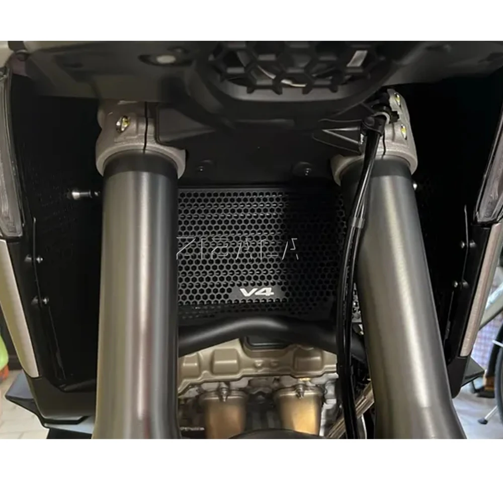 

Radiator Guard Protector Motorcycle FOR Ducati Multistrada V4s V4S Sport 2021 2022 2023 2024 2025 Multistrada V4 Pikes Peak 2026