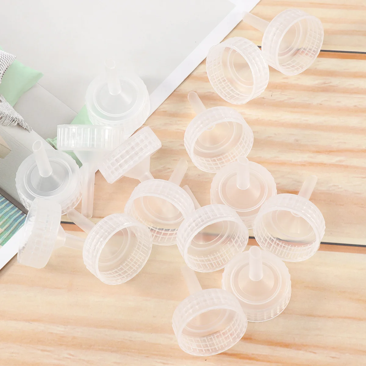 

25pcs Shrimp Egg Incubating Cap 3cm Diameter 0 5cm Tip Bottles Fish Tank Aquarium Breeding Tool Pet Supplies