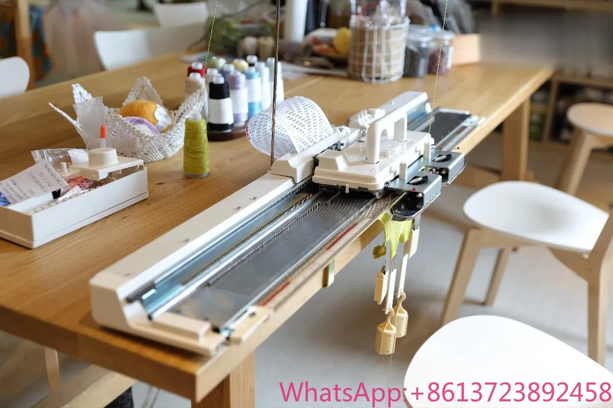 

Knitting Machine Accessories Lace Carriage for Silver Reed LC-2 Knitting Machine Accessories