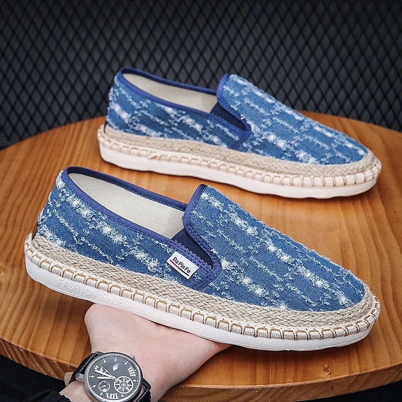 New Espadrilles Men Shoes Casual Breathable SlipOn Sneakers Male Canvas Shoes Summer Classic Men Driving Shoes Loafers for Men