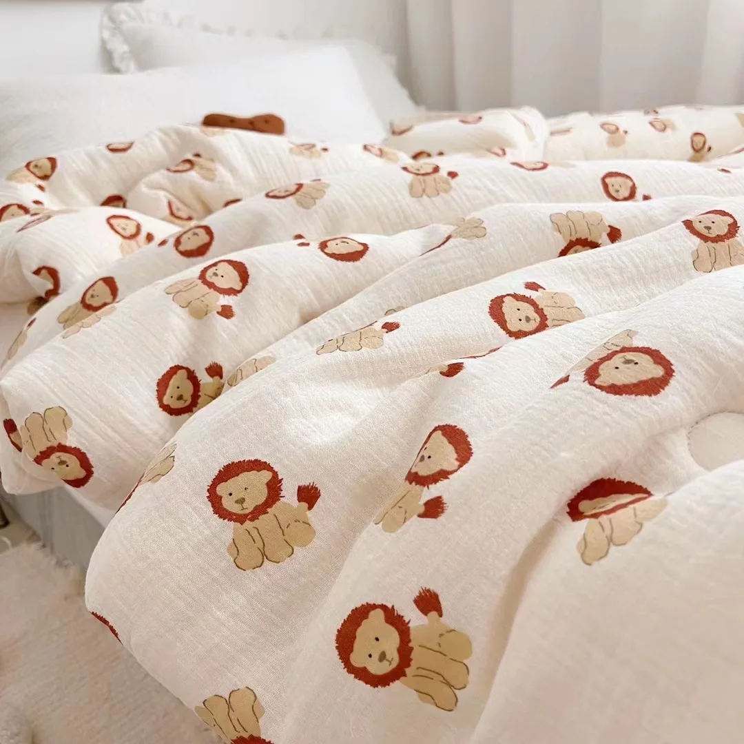 

Winter Thermal Muslin Cotton Baby Duvet Printed with Lion Bear Animals Soft Comforter for Newborn Infant Crib Blanket