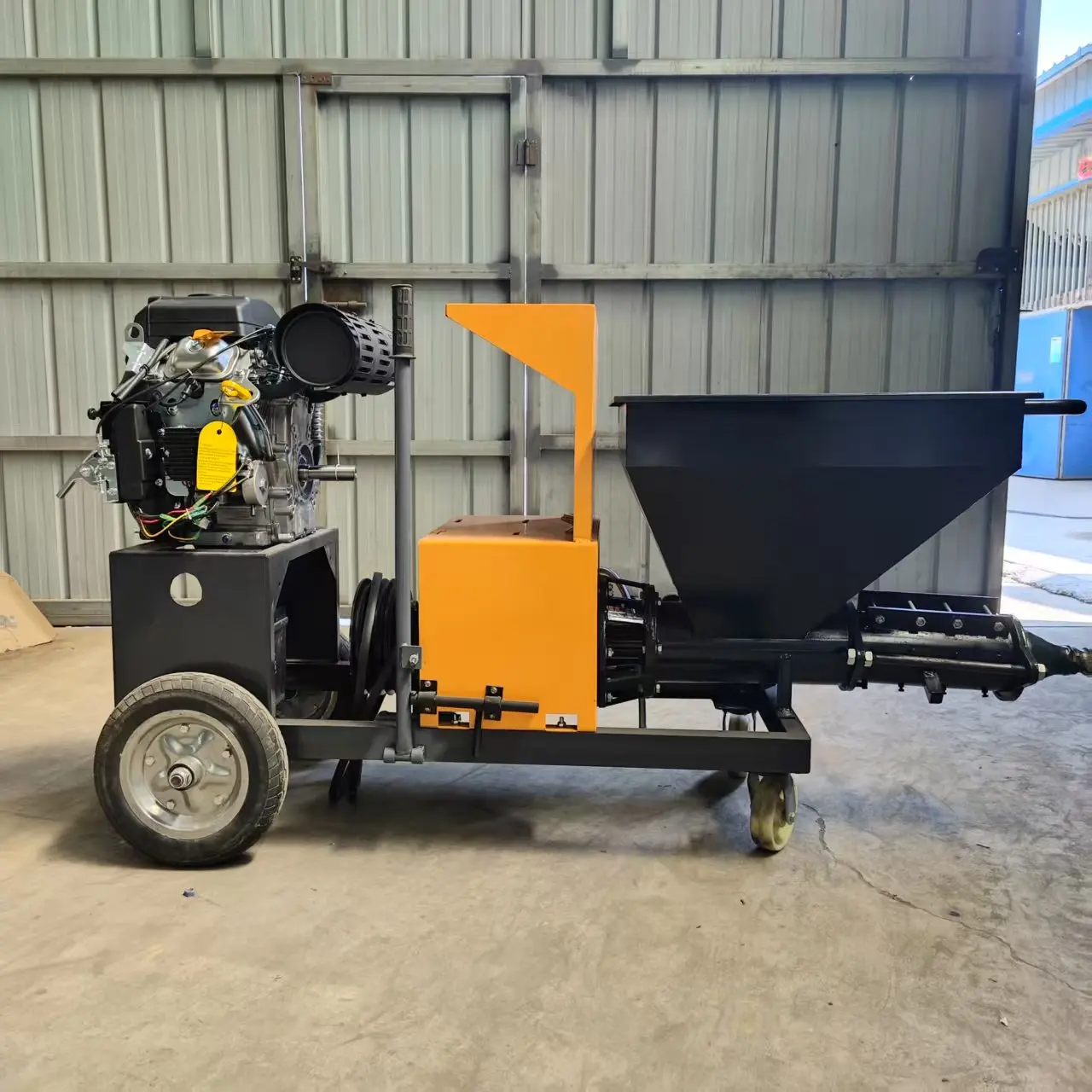 آلة رش الملاط الأسمنتي ذات الضغط العالي، مسدس رش الجص المحمول لمضخة تقديم البناء على الحائط