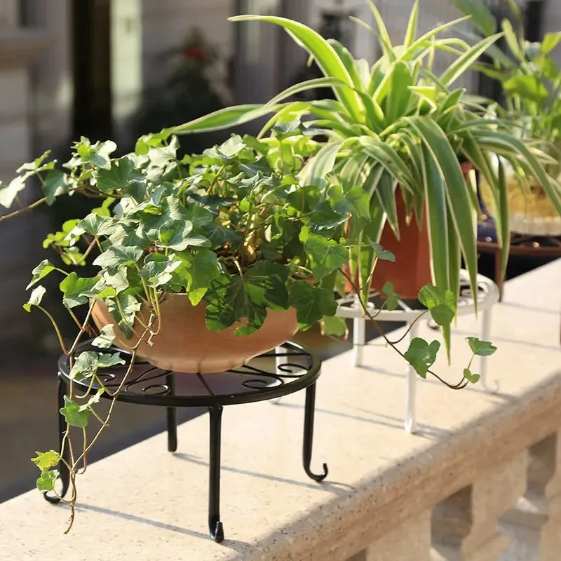 1 set Gardening single-layer iron flower stand balcony outdoor green radish spider plant potted iron flower stand bracket