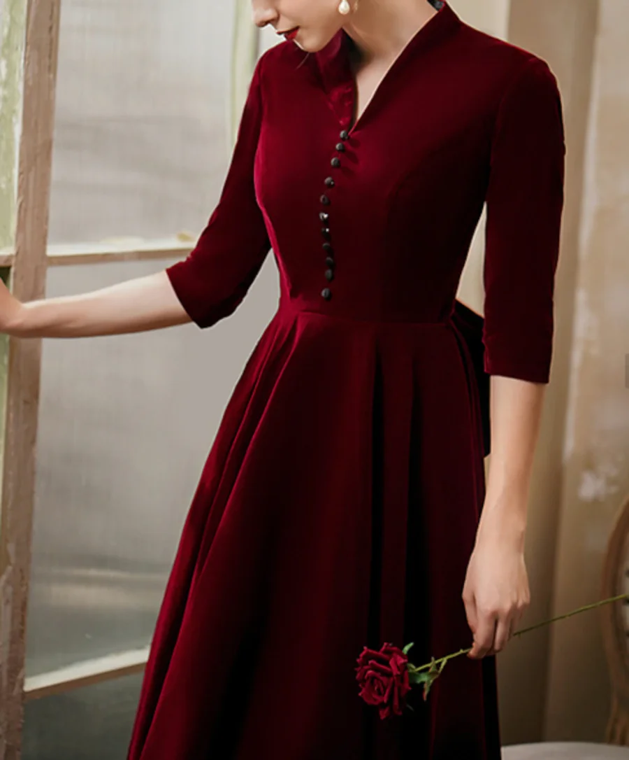 

Customized Muslim Burgundy Velour Evening Gown V-Neck A-Line Floor Length Long Sleeve Evening Dress
