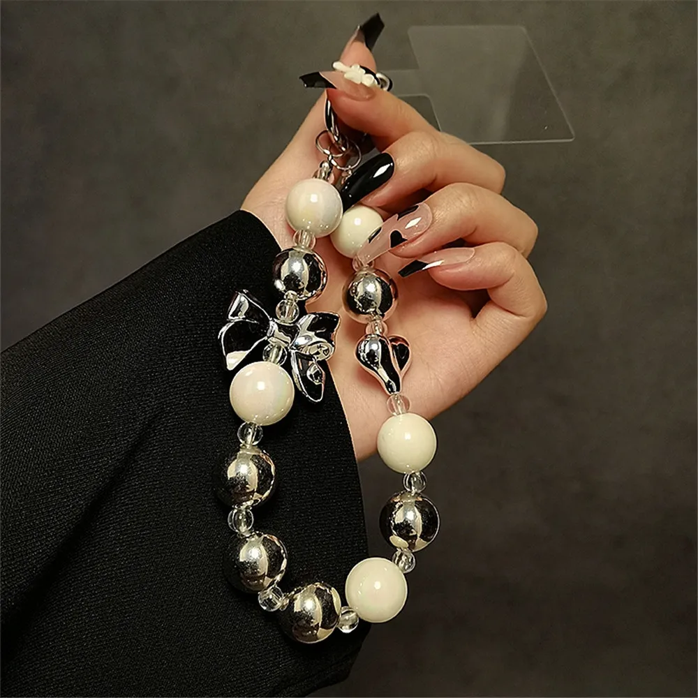 

Phone Case Lanyard Keychain Decorative Accessories Phone Lanyard Creative Beaded Heart Lanyard For iPhone For Samsung For Xiaomi