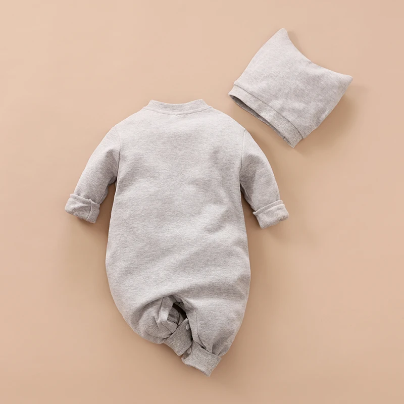 Newborn Clothes Cute Casual Pajamas Cotton Comfortable And Soft Spring And Autumn Long Sleeved 0-12 Baby Jumpsuit+Hat