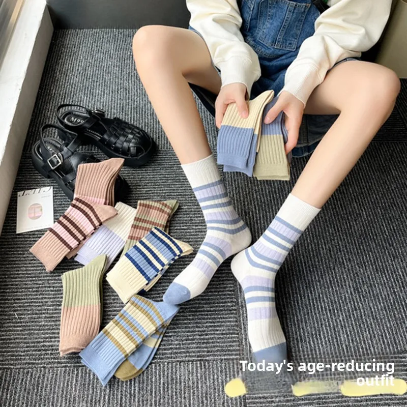Multicolor Striped School Girls Skateboard Sports Socks High Quality Cotton Knitting Women Socks Korean Style Vintage Long Socks