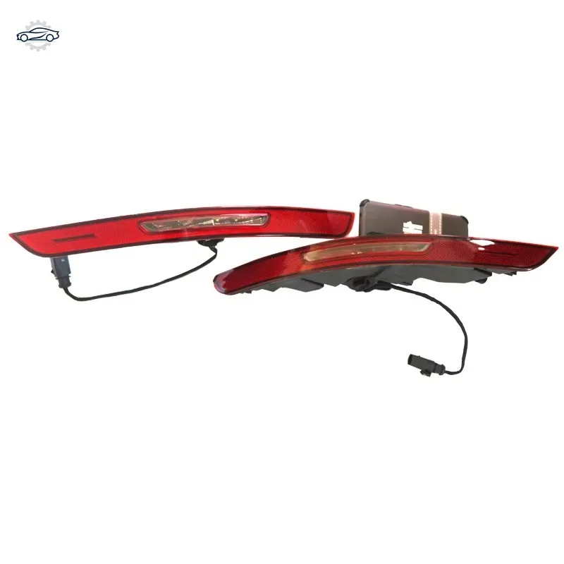OE 95B945725J/95B945726J Rear Bumper Light L/R  for  Macan 95B 2014-2017