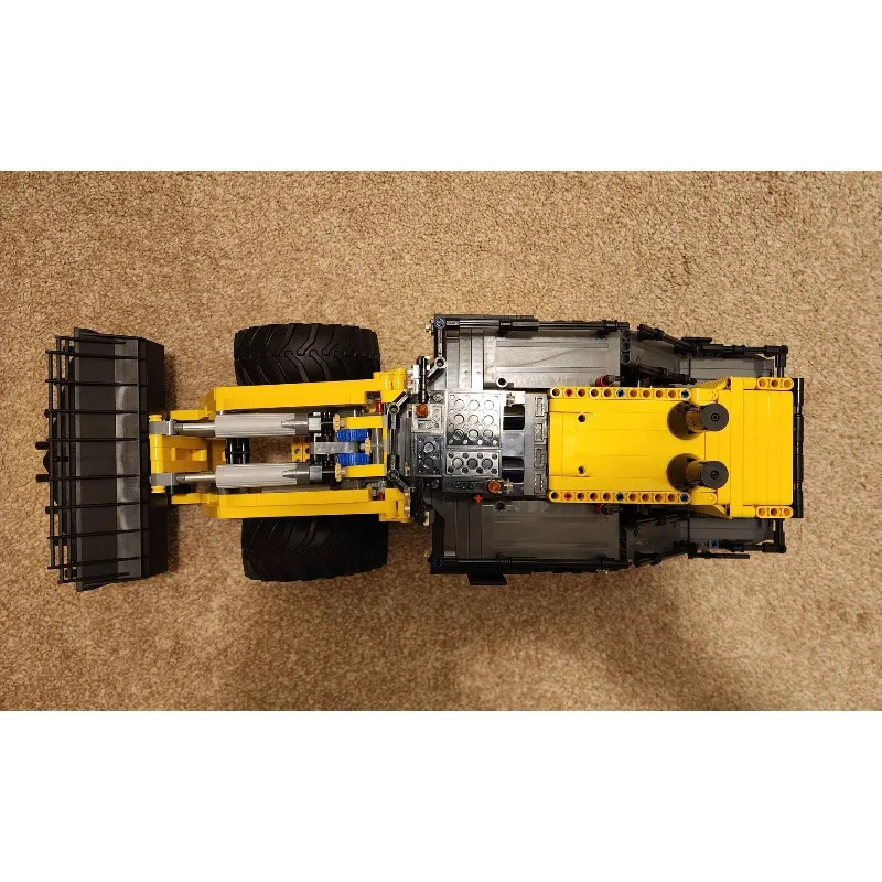 MOC 994K Wheel Loader Building Blocks, Caterpillar Heavy-Duty Mining Loader, Engineering Vehicle Series Building Block Assembly