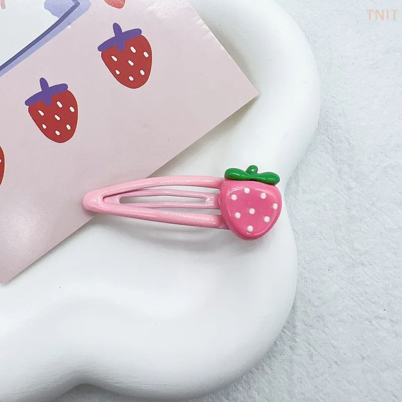 

[J] 2 Pcs Cute Sweet Strawberry Hairpin Lovely Pink Hair Clips Girls Bangs Clips BB Snap Clip Hair Accessories
