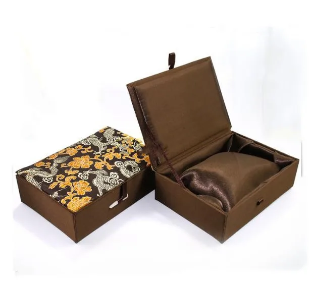 

Dragon Rectangle Chinese Gift Boxes for Presents Large Necklace Storage Case , Cotton Filled Luxury Silk Brocade Packaging Box