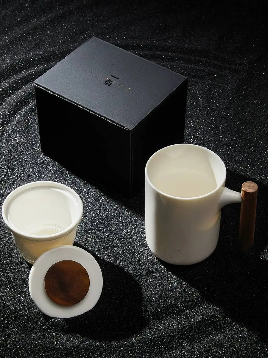A Mug, Coffee Creative Trendy Ceramic And Water Separation Cup, Office Tea Brewing Cup