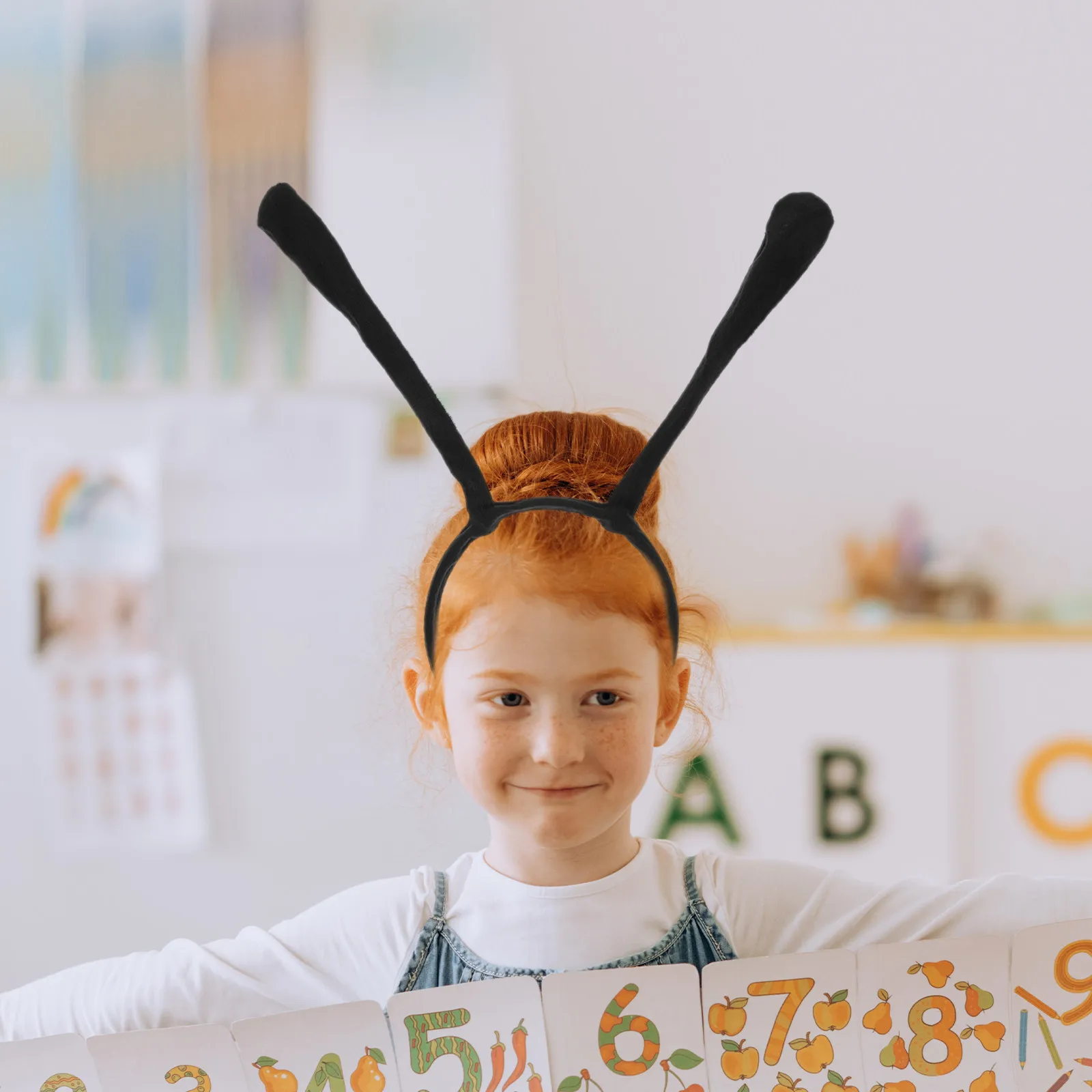 4Pcs Children's Bee Headband Cute Cartoon Antenna Head Boppers Lightweight Dress Up Hair Bands for Halloween Birthday Cosplay - view 4