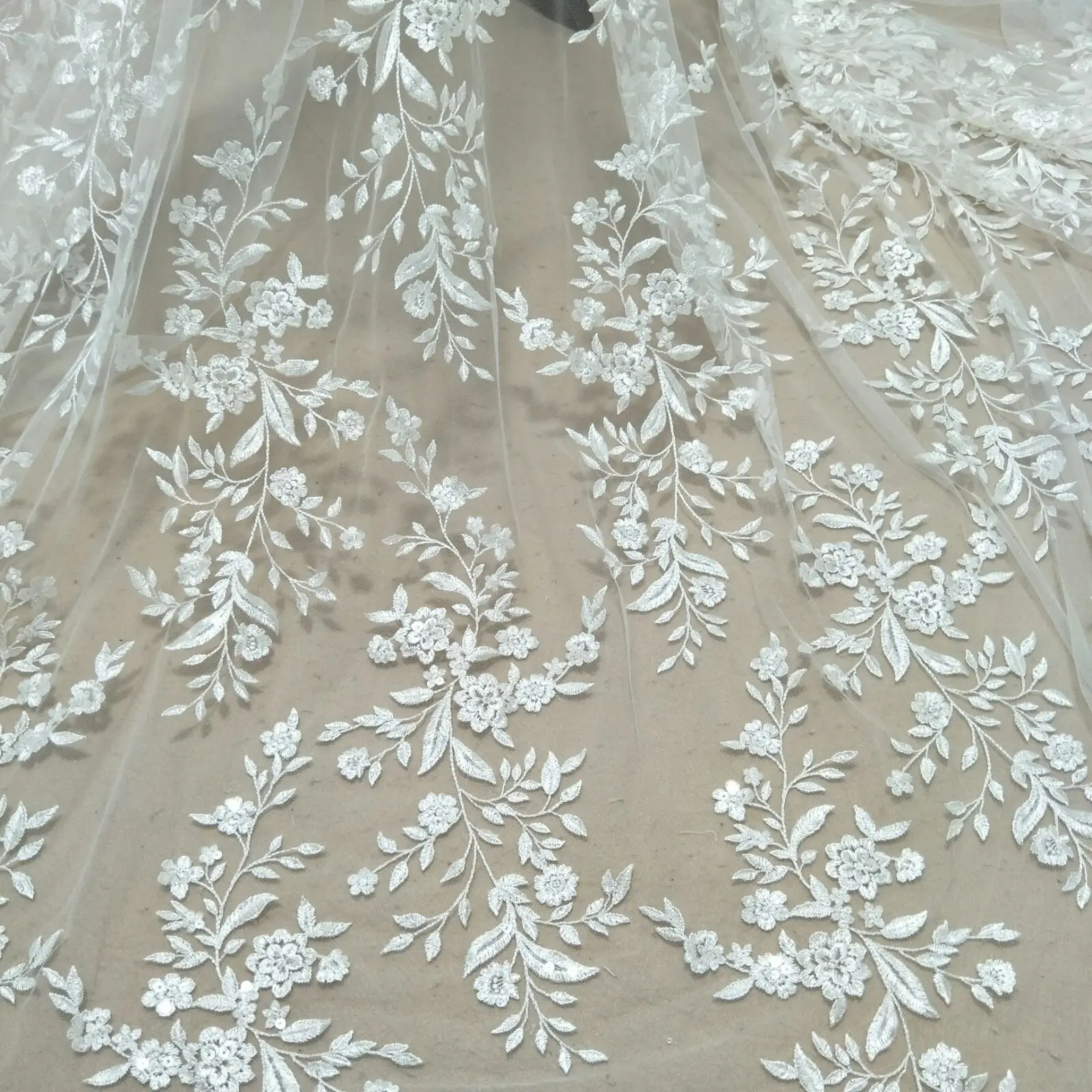 Fashion cute lace flower leafs lace fabric 130cm width bridal lace with sequins sell by yard