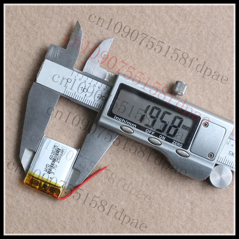 

Premium 5pcs 250mAh 3.7V Rechargeable lipo Battery 602025 For MP3 MP4 Smart band headset