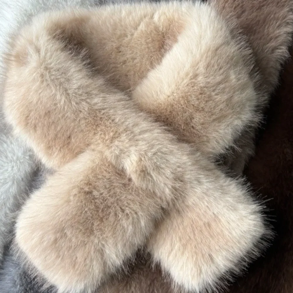 New Double-sided Cross Scarf Thicken Neck Protection Neck Scarf Faux Fox Fur Neck Warmer Women Girl