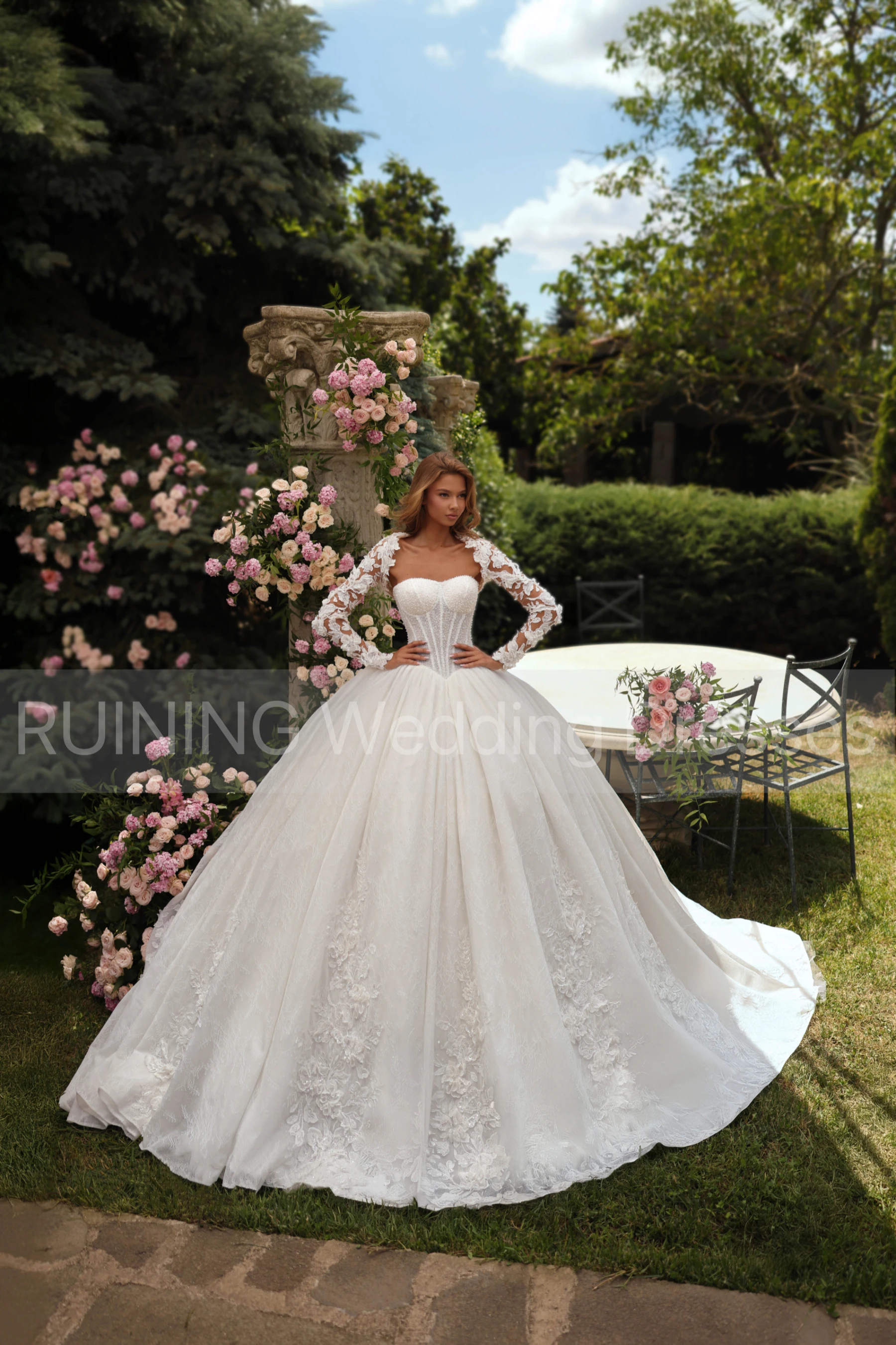 2026 Luxury Strapless Wedding Dresses Lace 3D Floral Appliqués Beading Bride Dress With Long Sleeve Wrap Women vestidos de novia