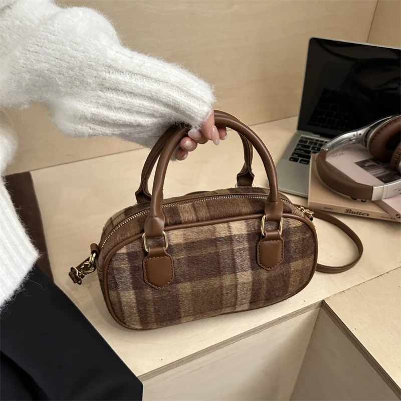 Designer-Umhängetasche 2025, Vintage-Umhängetasche für Pendler für Damen, modische Tag- und Nacht-Tasche, minimalistische Umhängetasche, strukturiert