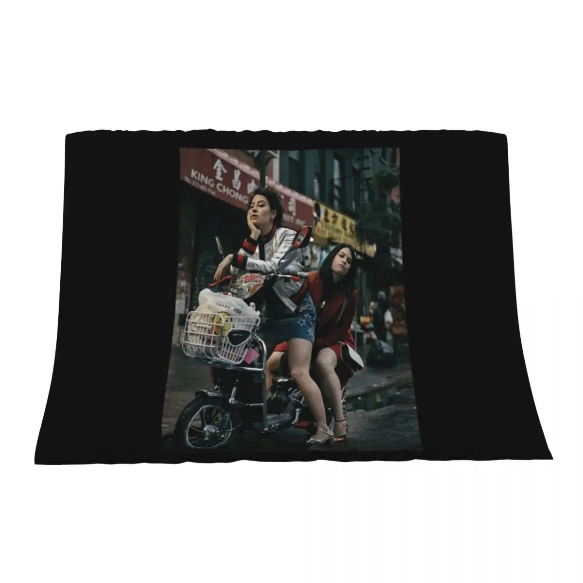 

Vintage Great Broad City Creative Ways Woman Man Throw Blanket For Sofa Thin heavy to sleep anime Blankets