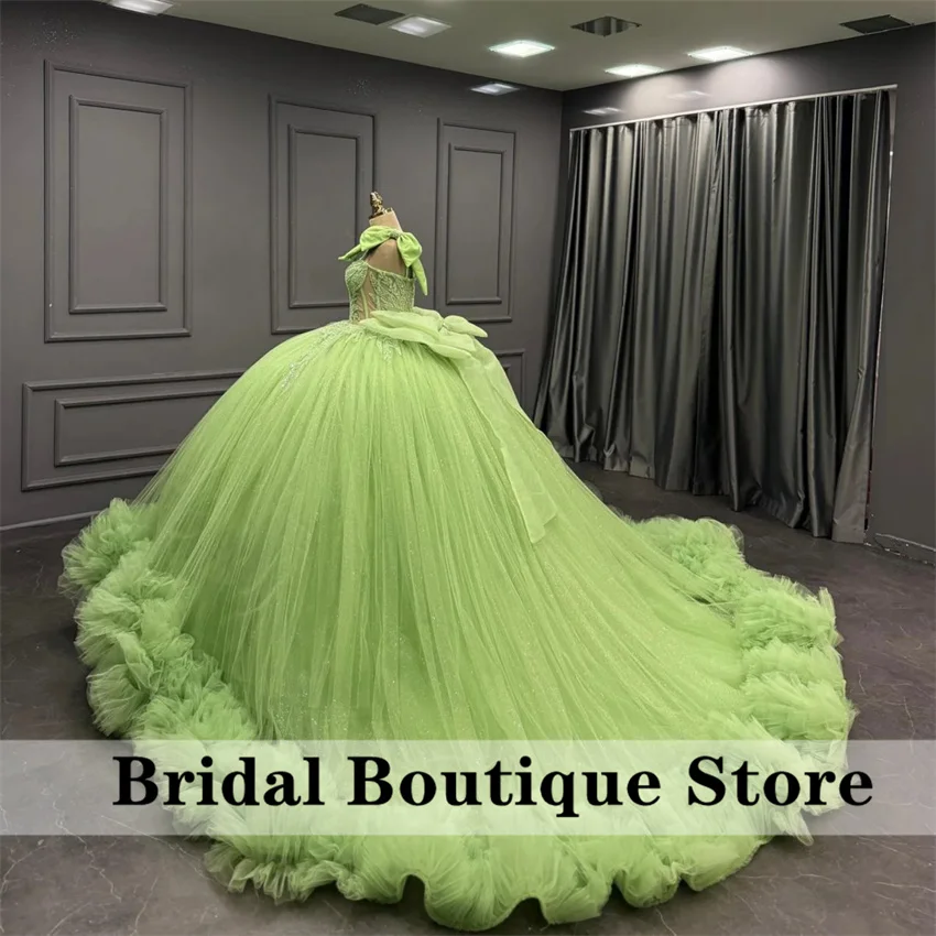 Zielona Sukienka na Jedno Ramię na Quinceañerę (15 lat), Suknia Balowa, Koraliki, Aplikacje, Meksykańska Sukienka Urodzinowa, vestidos xv años, Szyta na Miarę